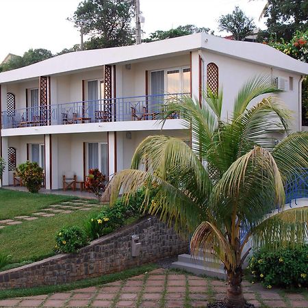 Allamanda Hotel Antsiranana Exteriör bild
