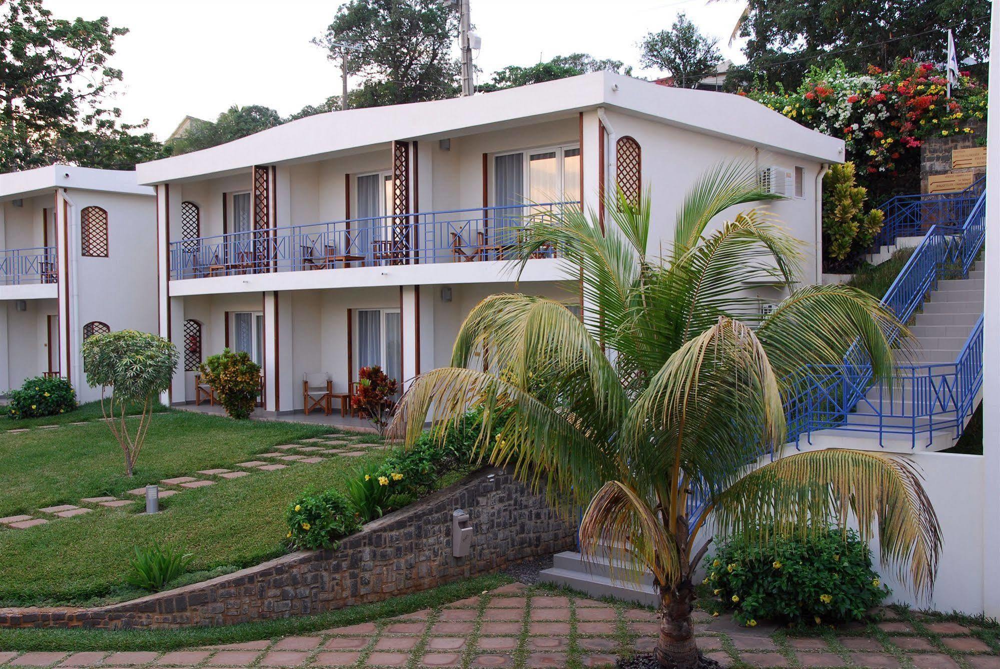 Allamanda Hotel Antsiranana Exteriör bild